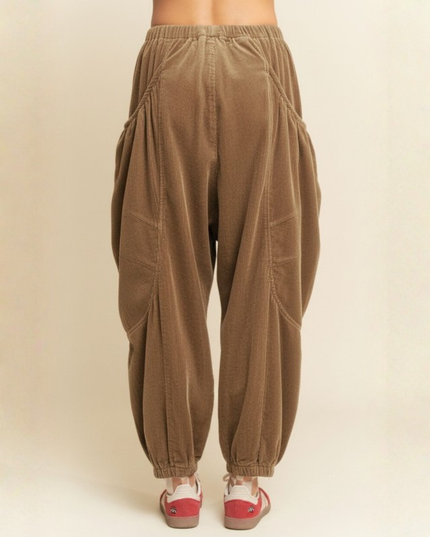 Brown Cargo Joggers – Wide Pocket Streetwear Pants (Copia)