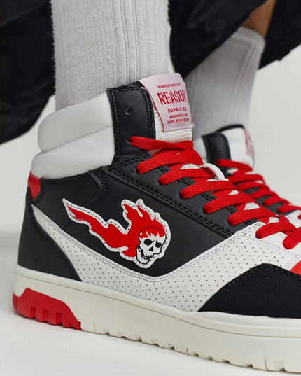 SkullFlame Mid Sneakers – Bold Style, All-Day Comfort