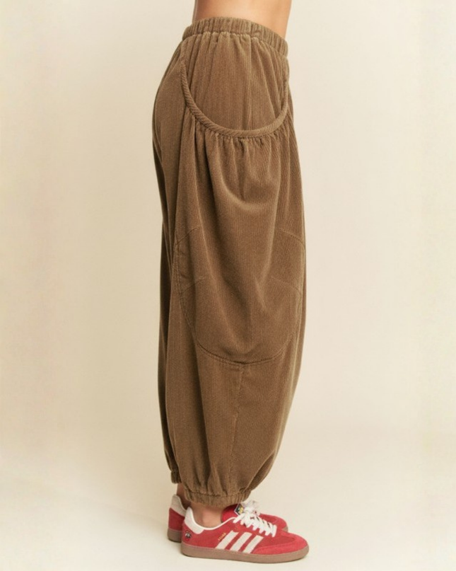 Corduroy Cargo Joggers – Wide Pocket Streetwear Pants