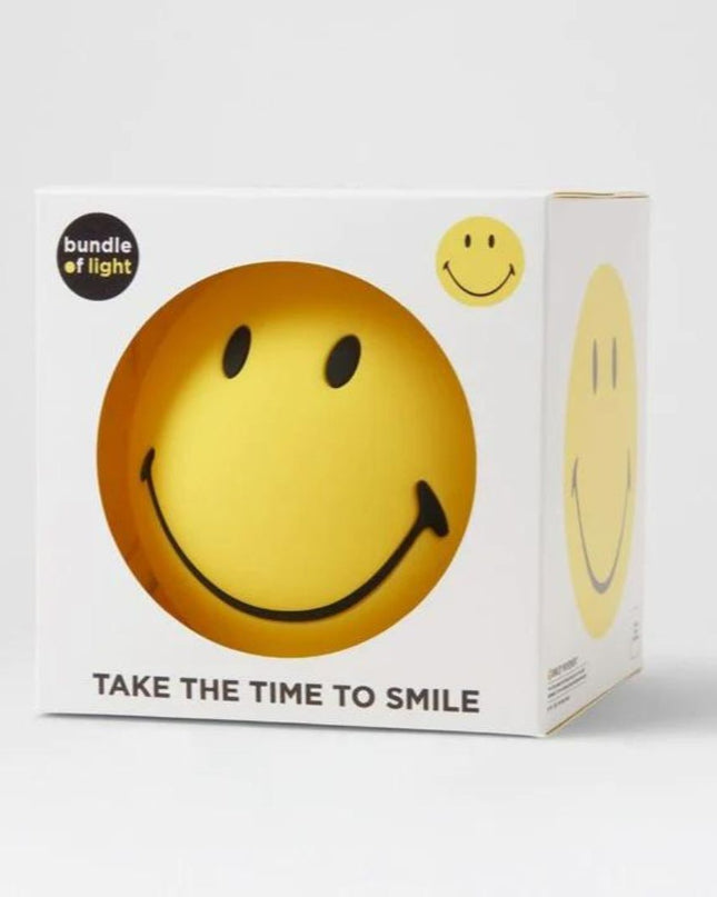 𝗦𝗺𝗶𝗹𝗲𝘆 𝗟𝗮𝗺𝗽
