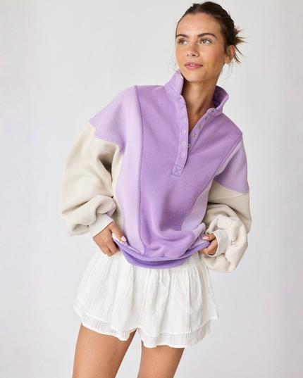 Lavender Colorblock Oversized Sweatshirt – Cozy Retro Pullover
