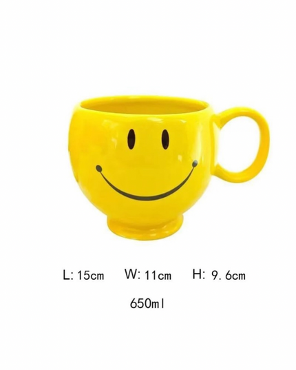 Happy Face Mug – Cheerful Yellow Coffee Mug
