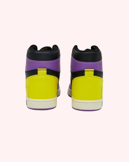Smiley Sneakers by 𝗥𝗲𝗮𝘀𝗼𝗻™️