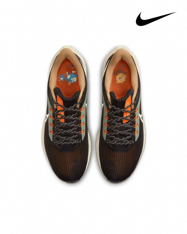 Nike Air Zoom Pegasus 39 Running Shoes | Black / White / Orange