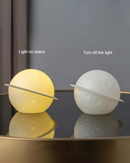 Astronaut Planet Table Lamp