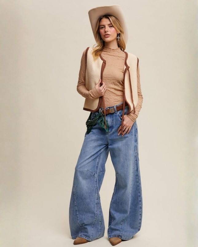 Wide-Leg Panel Detail Jeans