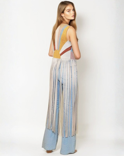Coachella-Inspired Boho Fringe Vest – Retro Sunset Knit with Western Cowboy Vibes