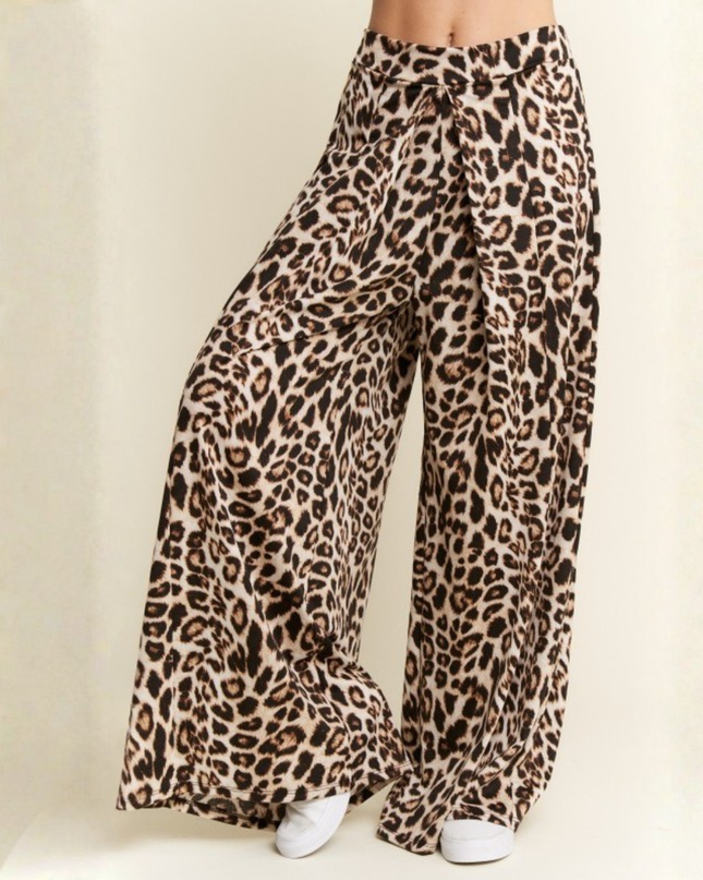 Leopard & Cheetah Print Wide-Leg Flowy Pants – High Waist, Boho-Chic Lounge Fit