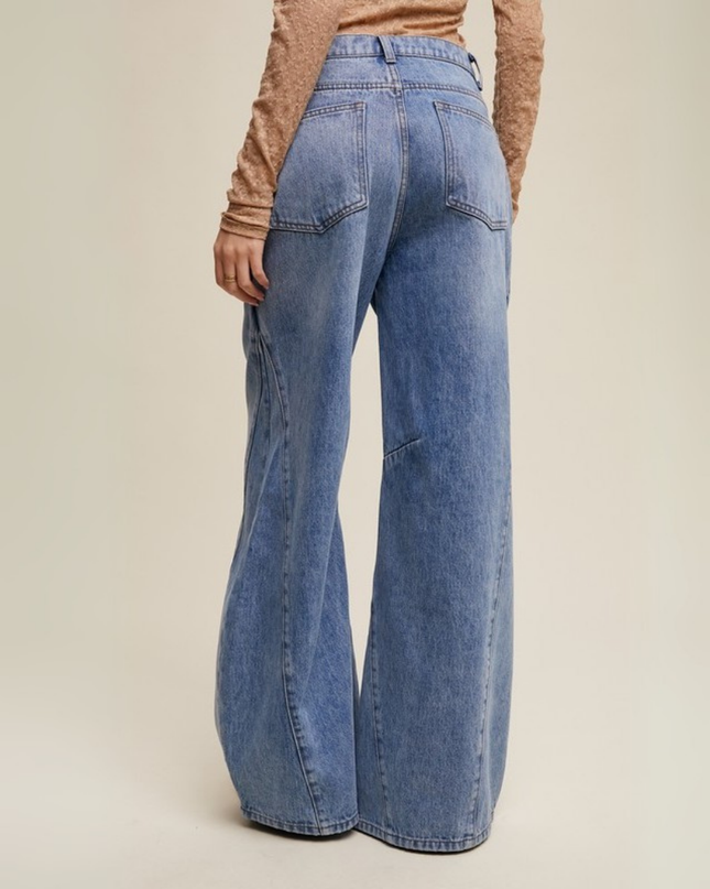 Wide-Leg Panel Detail Jeans