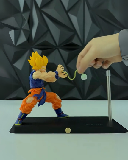 Kamehameha Goku LED Lamp – Light-Up Action Figure Decor