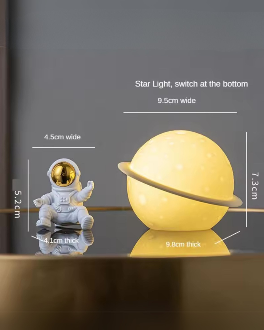 Astronaut Planet Table Lamp