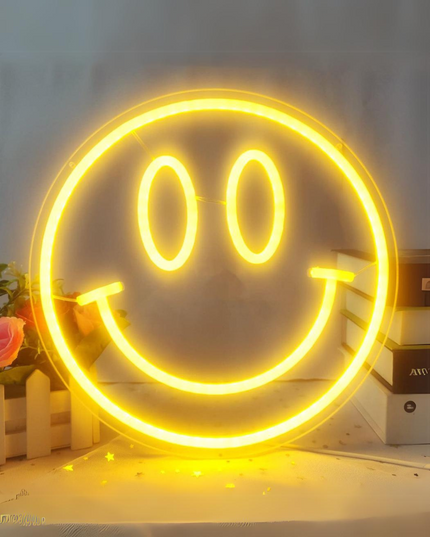 Neon Wall Smiley