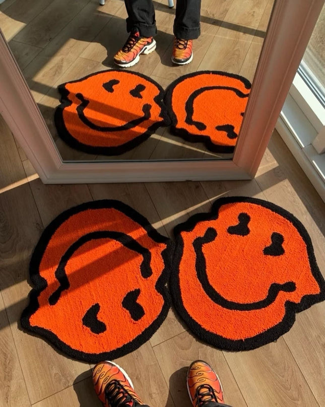 Distorted Smiley Rug: Unique and Playful Home Decor