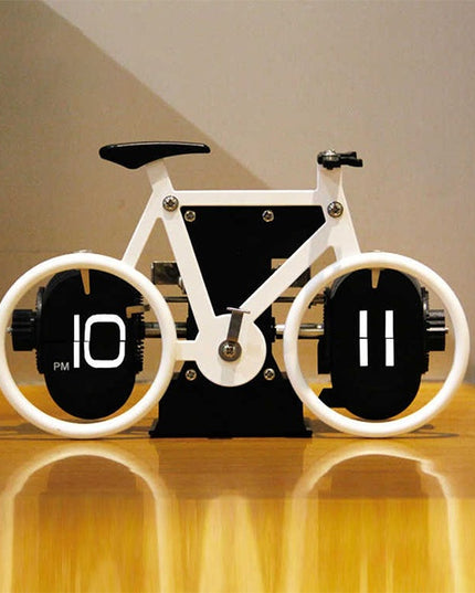 Minimalist Bike Clock Decor